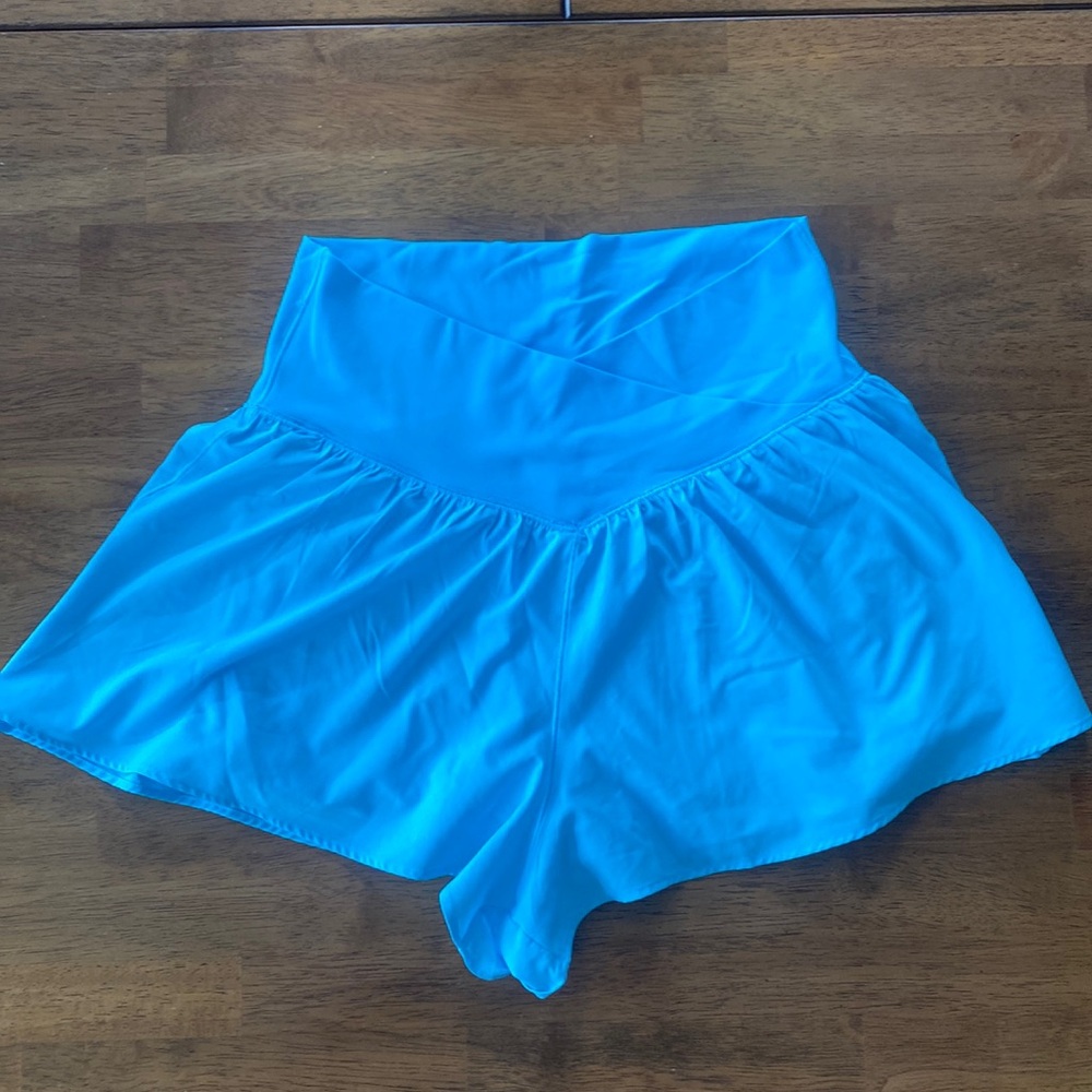 Aerie women’s crossover flowy short